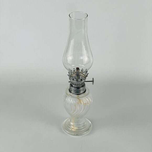 Lamplight Farms Clear Swirl Oil Lamp 10 1/4” - Picture 6 of 6
